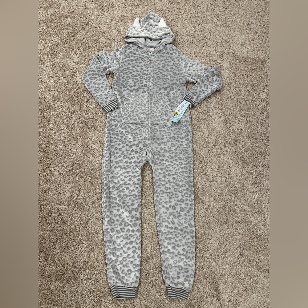 NWT Cat & Jack leopard print onesie PJ size YXL (14/16)